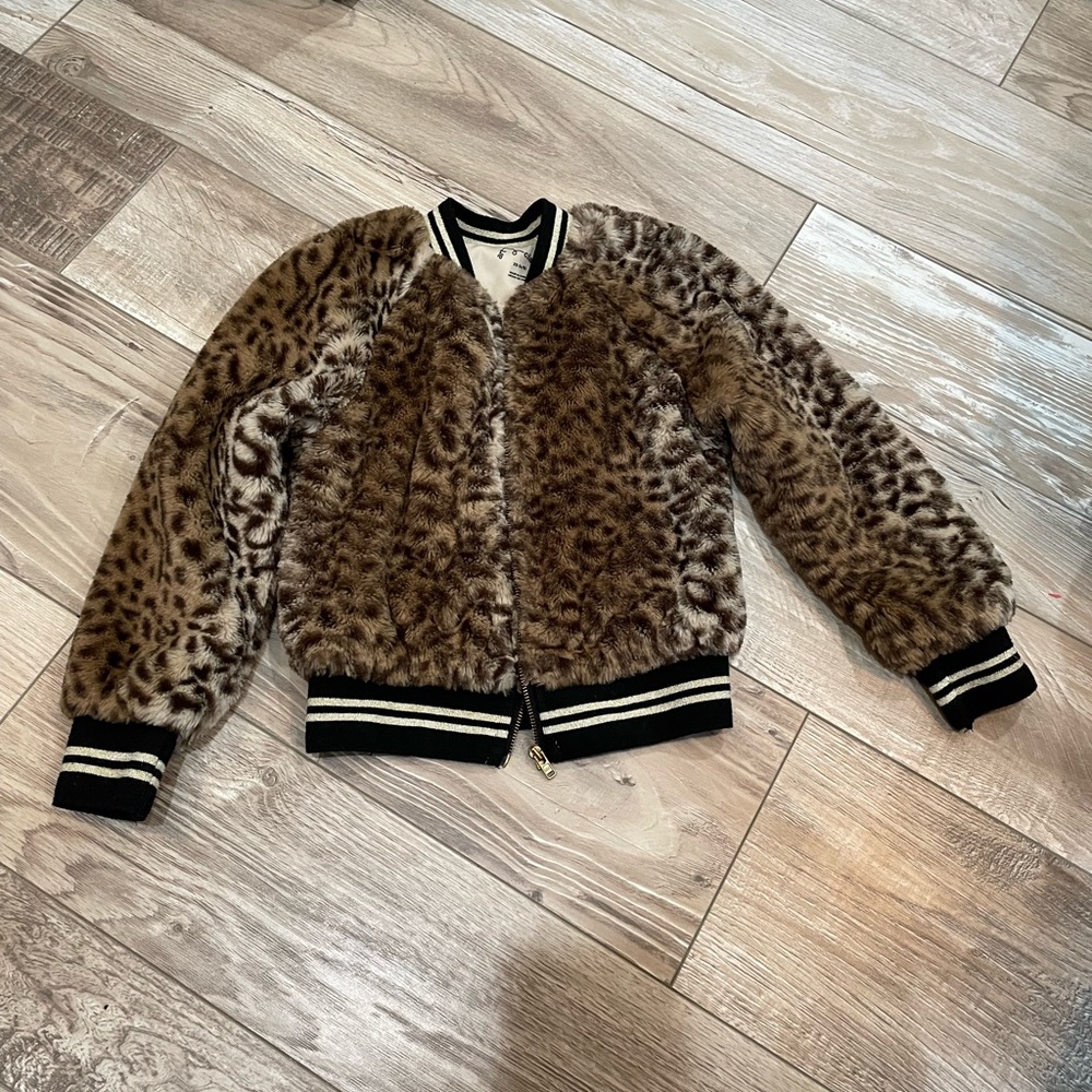 EUC animal print faux fur jacket